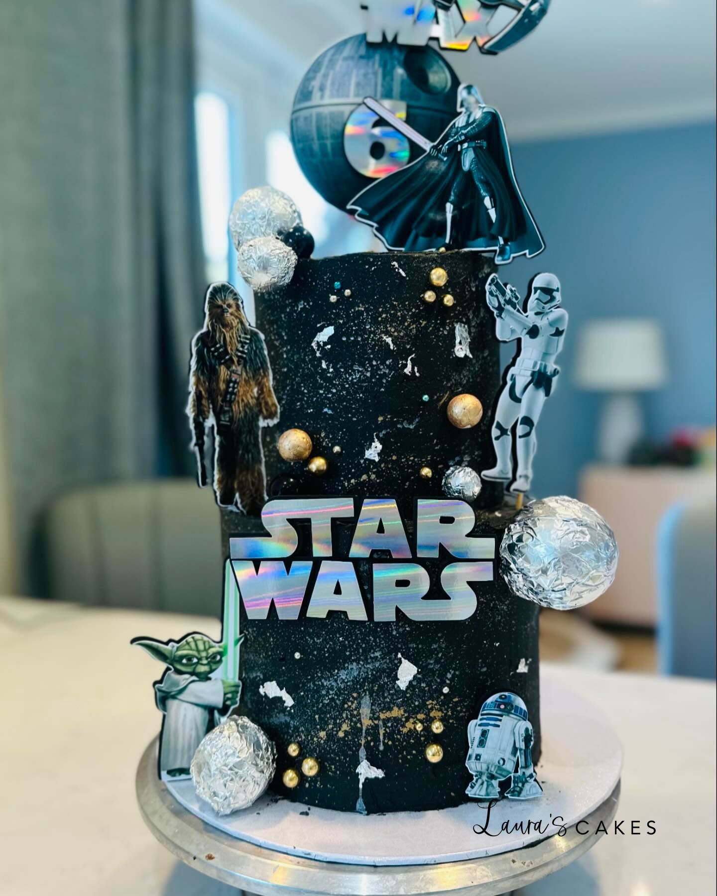 Celebration cake: A star wars cake with a dart and a dart